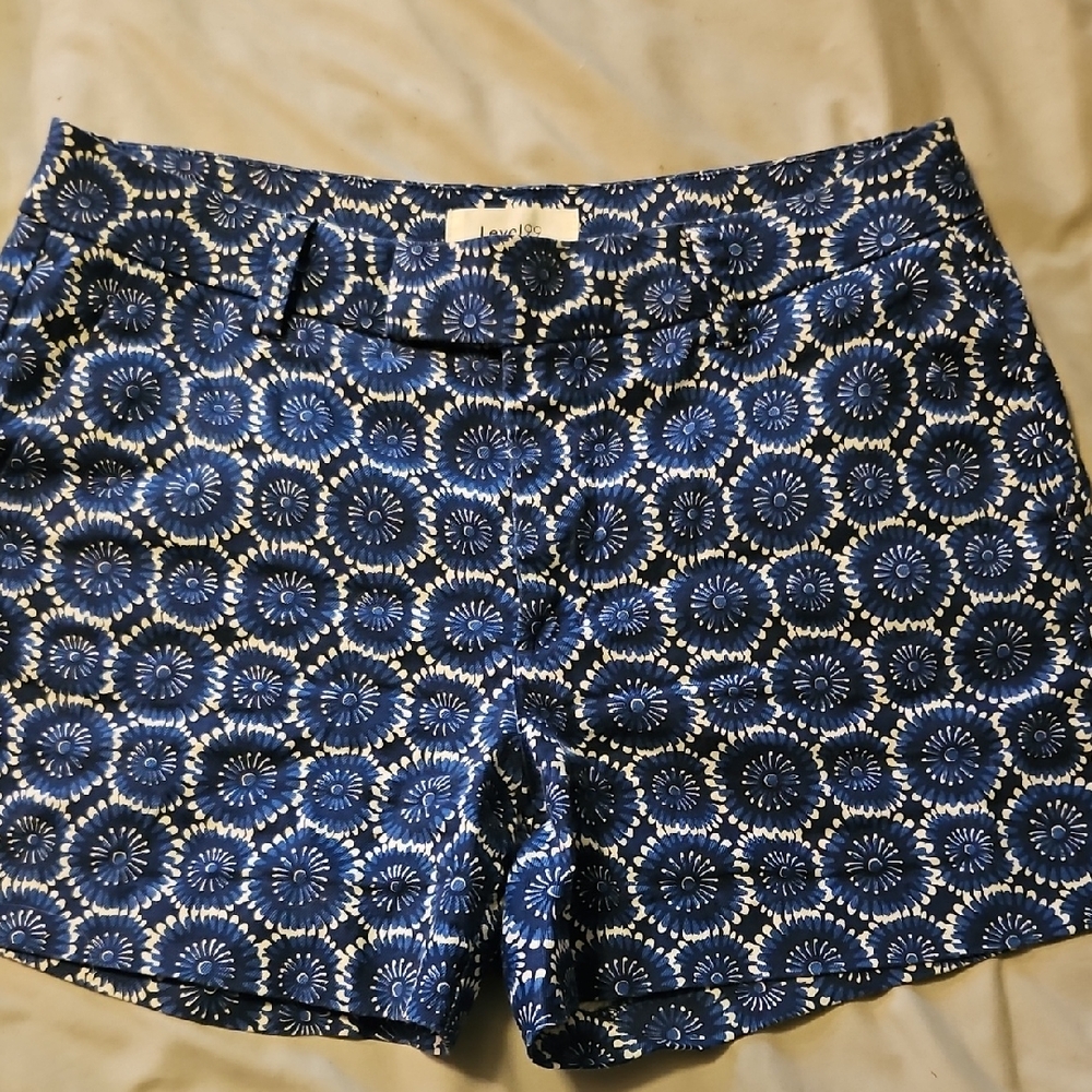 Level 99 Blue Bermuda Shorts Geometric Pattern